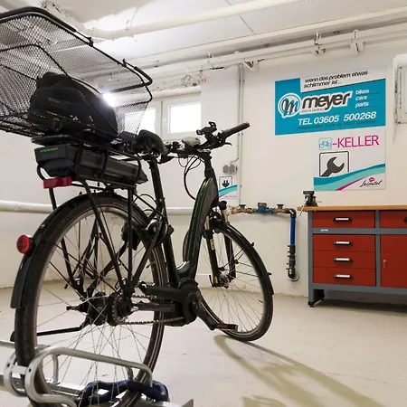 Leinotel Гостевой дом 3*