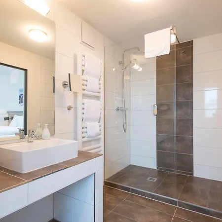 Leinotel Guest house 3*