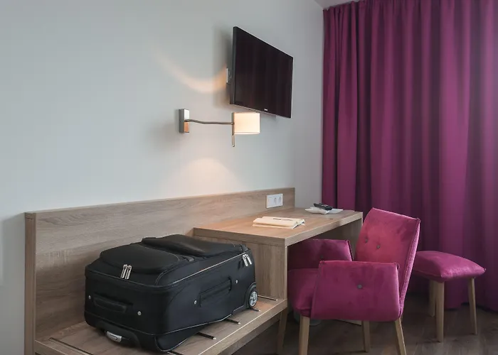 Leinotel Konukevi 3*